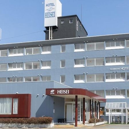 平成商务酒店 米泽市 外观 照片