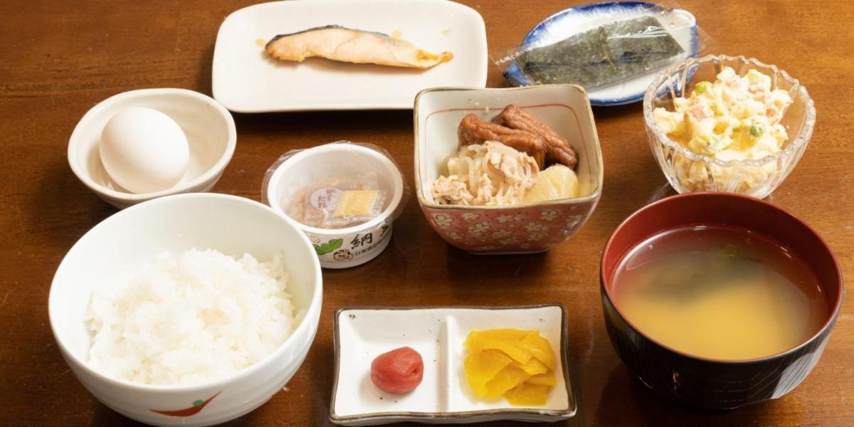 平成商务酒店 米泽市 外观 照片